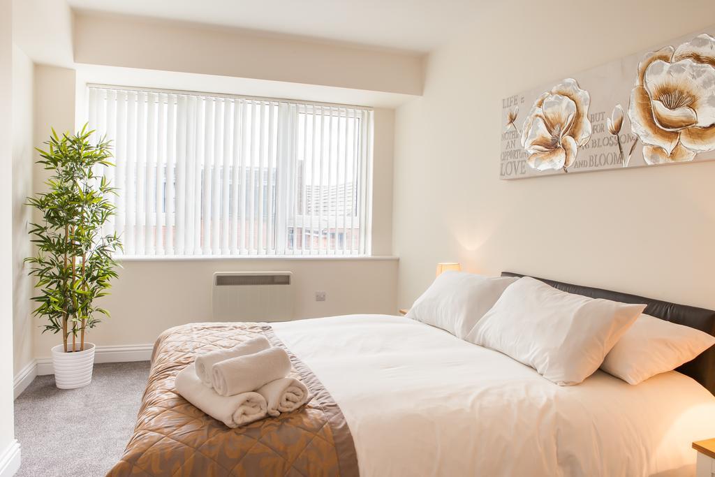 Guild House Apartamento Swindon Exterior foto