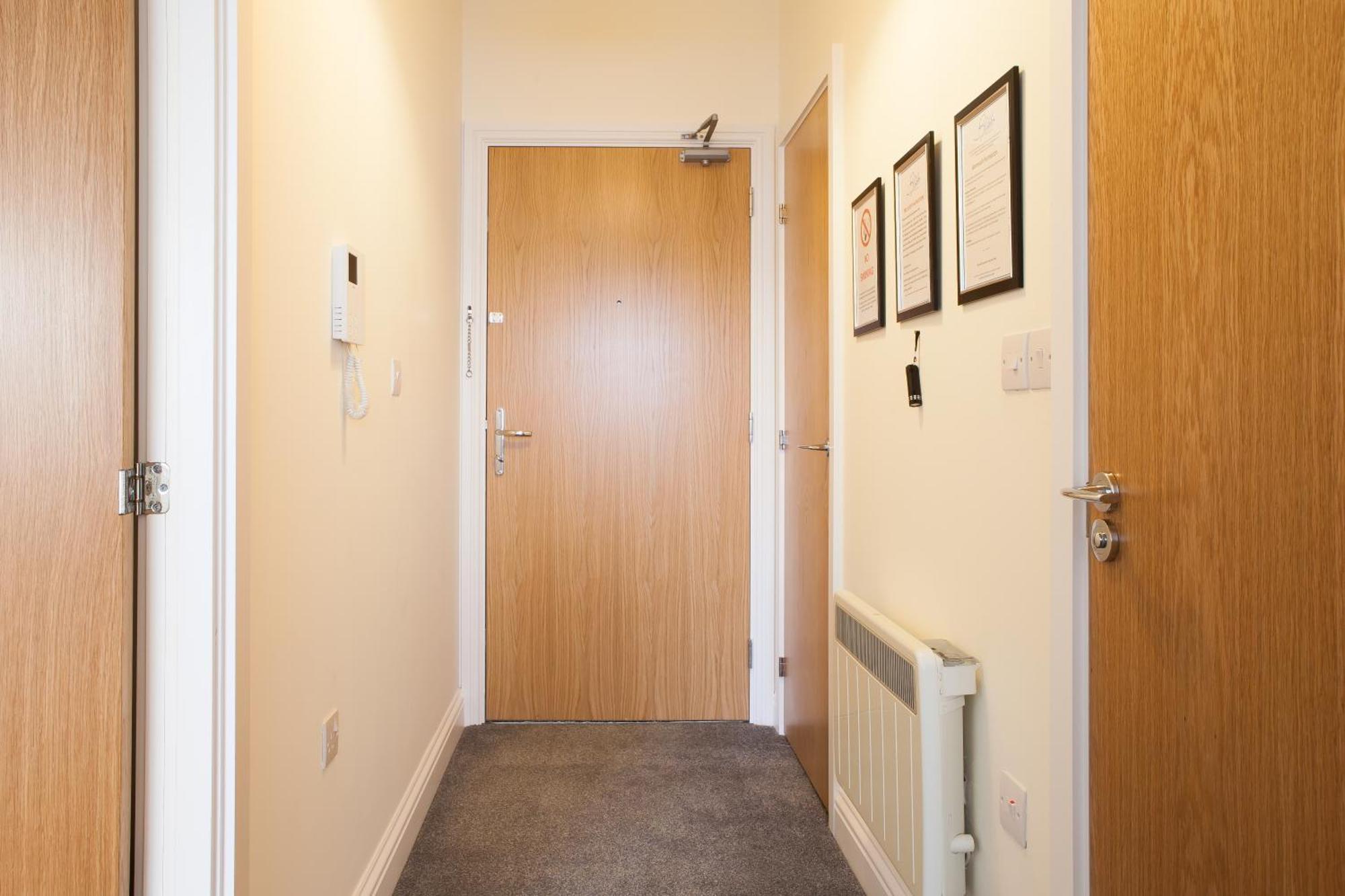 Guild House Apartamento Swindon Exterior foto