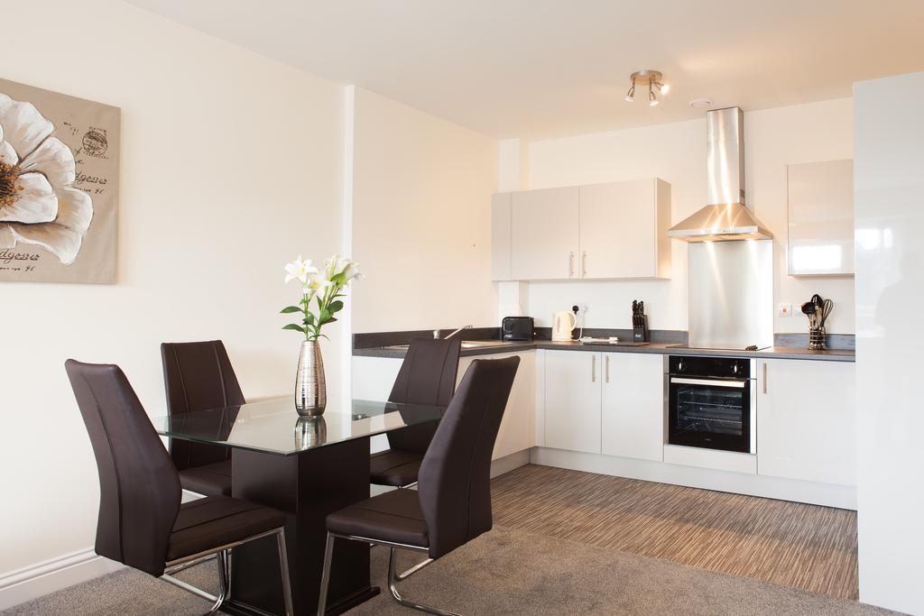 Guild House Apartamento Swindon Exterior foto