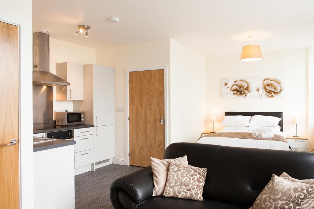 Guild House Apartamento Swindon Exterior foto